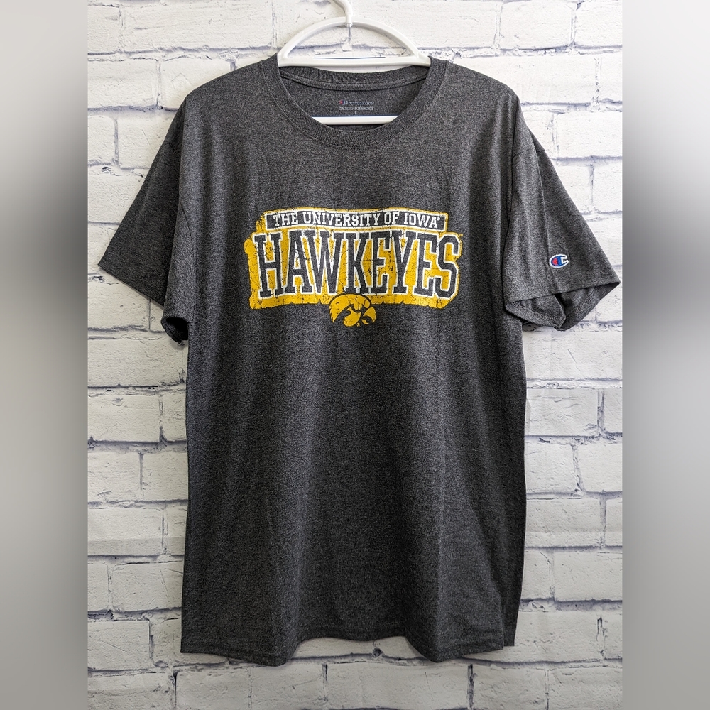 Iowa Hawkeyes Champion University of Iowa Gray T Shirt Men's Size Large NWT